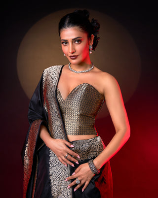 Black handwoven silk sari