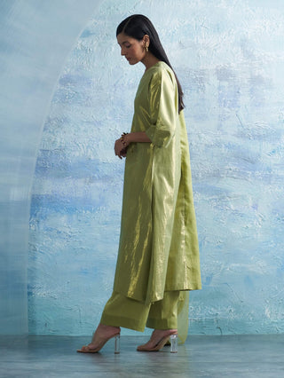 Sheen Green Kurta Set by Charkhee, available on Indiaspopup.com