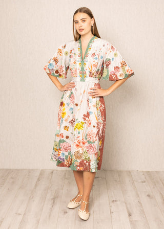 Multicolor capri flared sleeve dress
