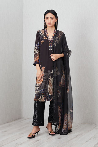 Virelle black tunic and dupatta