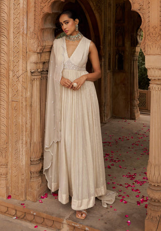 Dirty Ivory Jashnaa-E-Dil Anarkali Set by Nidhika Shekhar available on Indiaspopup.com