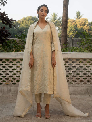 Ivory Jaal Pattern Kurta Set by Paulmi & Harsh available on Indiaspopup.com