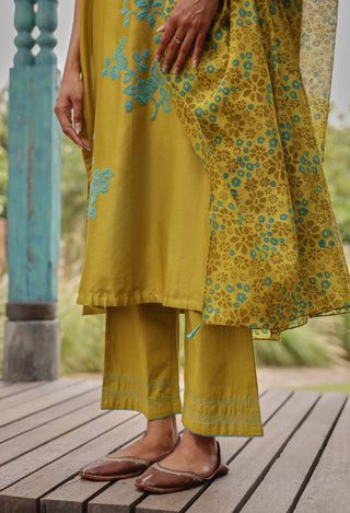 Ochre applique kurta set