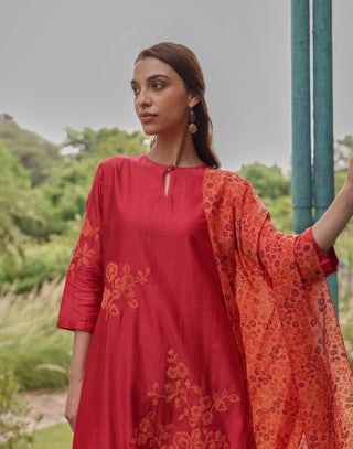 Berry applique floral kurta set