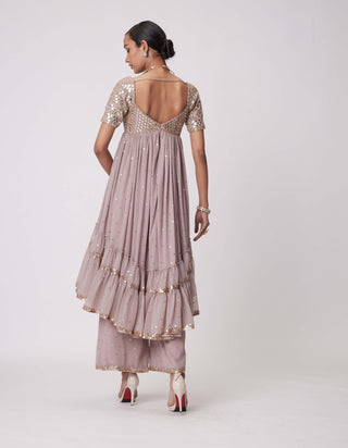 Ash Pink High Low Kurta Set by Vvani By Vani Vats available on Indiaspopup.com