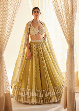 Vvani By Vani Vats-Fern Green Chandelier Pearl Drop Lehenga Set-INDIASPOPUP.COM