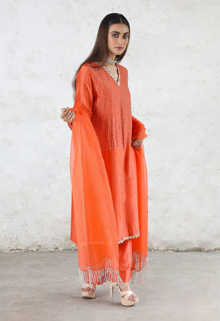Laalima vermilion embroidered kurta set