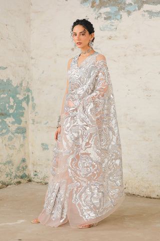 Kokapur Peach Sari Set by Saksham & Neharicka available on Indiaspopup.com