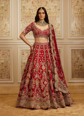 Zinah red lehenga set