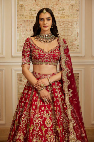 Zinah red lehenga set