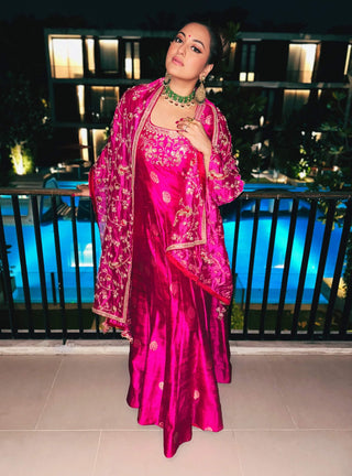 Punit Balana Classic Gulabi Anarkali Set available on indiaspopup