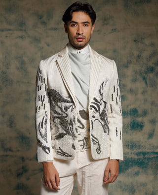 Tusk nandi embroidered blazer set