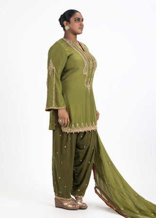 Nitika Gujral-Mehendi Green Silk Kurta And Salwar Set-INDIASPOPUP.COM