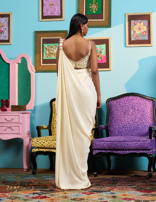 Ivory lady of the moon sari set