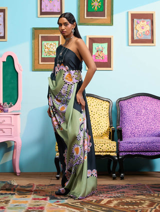 Black eclipse hour dress