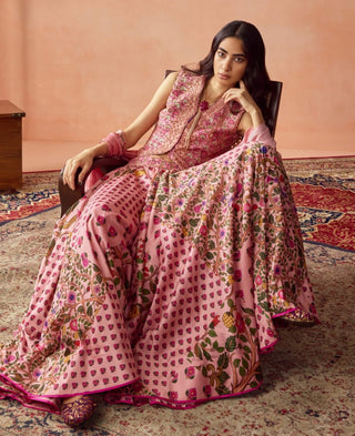 Johari Dusky Pink Lehenga Set by Punit Balana available on Indiaspopup.com