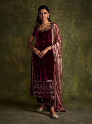 Mulberry Velvet High Slit Kurta Set by Sanya Gulati available on Indiaspopup