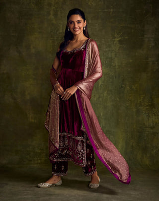 Mulberry Velvet High Slit Kurta Set by Sanya Gulati available on Indiaspopup