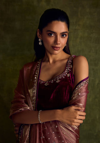 Mulberry Velvet High Slit Kurta Set by Sanya Gulati available on Indiaspopup