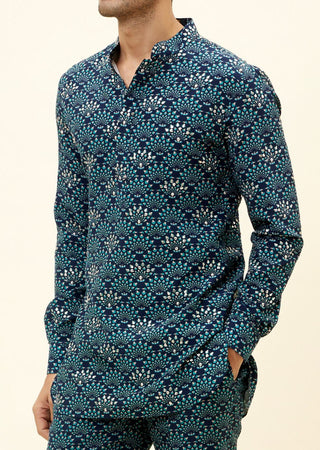 Sva By Sonam And Paras Modi Men-Blue Feather Print Kurta With Pants-INDIASPOPUP.COM