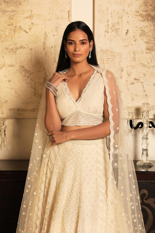 Niharika Kamani-Ivory Lehenga Set & Dupatta-INDIASPOPUP.COM