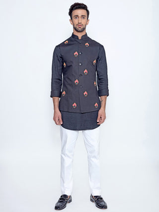 Arjun Kilachand-Black Turban Motif Bundi Set-INDIASPOPUP.COM