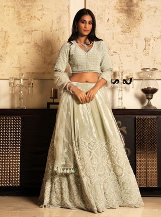 Niharika Kamani-Green Lehenga Set & Dupatta-INDIASPOPUP.COM