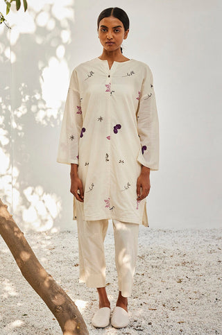 Kharakapas-Off-White Printed Tunic With Trousers-INDIASPOPUP.COM