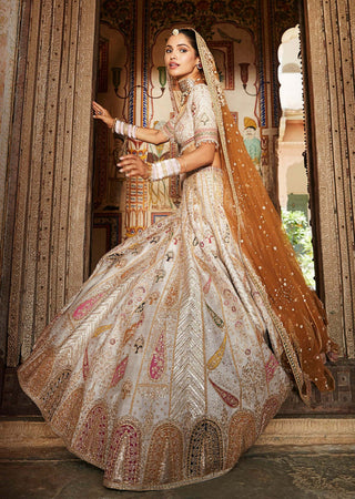 Matsya-Ivory Udaivan Lehenga Set-INDIASPOPUP.COM