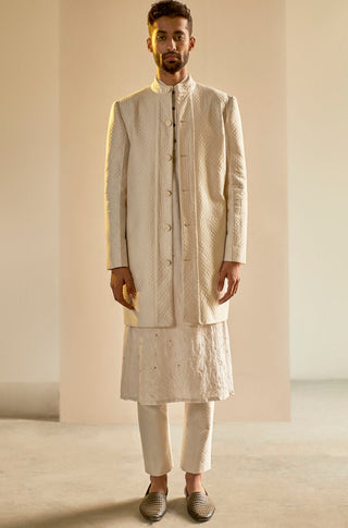 Saksham & Neharicka-Ivory Quilted Band Gala Set-INDIASPOPUP.COM