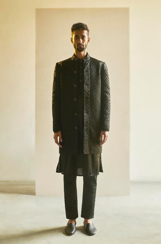 Saksham & Neharicka-Black Quilted Band Gala Set-INDIASPOPUP.COM