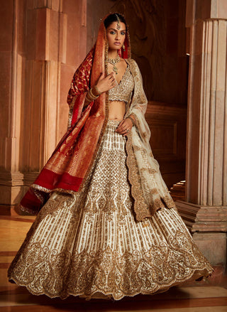 Nitika Gujral-Ivory Tafetta Lehenga Set-INDIASPOPUP.COM