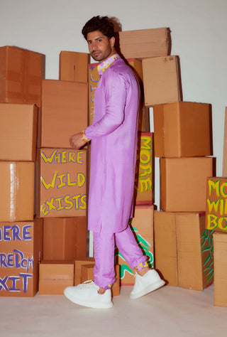 Nirmooha Men-Lilac Geometric Printed Kurta With Jogger Pants-INDIASPOPUP.COM