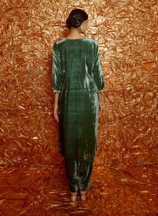 Nirmooha-Green Velvet Emboriederd Kurta With Pant-INDIASPOPUP.COM