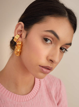 Outhouse-Oh Poppi Spring Hoop Earrings-INDIASPOPUP.COM