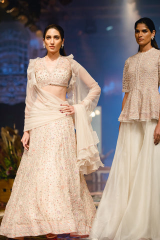 Ridhi Mehra - Ivory Embroidered Lehenga Set - INDIASPOPUP.COM
