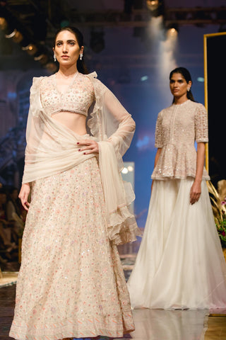 Ridhi Mehra - Ivory Embroidered Lehenga Set - INDIASPOPUP.COM