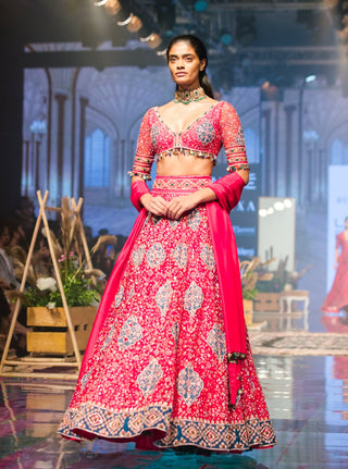 Ridhi Mehra - Fuschia Embroidered Lehenga Set - INDIASPOPUP.COM