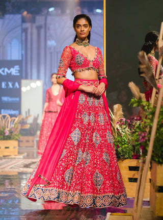 Ridhi Mehra - Fuschia Embroidered Lehenga Set - INDIASPOPUP.COM