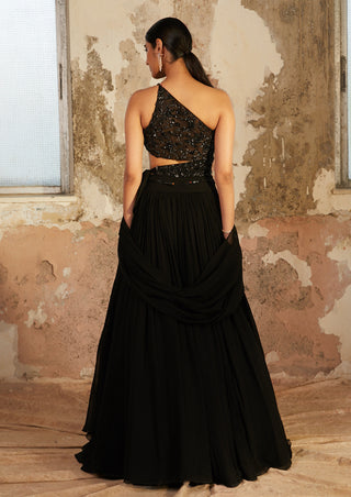 Shloka Khialani-Nina Black Embellished Lehenga Set-INDIASPOPUP.COM