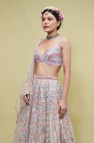 Tamanna Punjabi Kapoor-Green Mirror Embellished Lehenga Set-INDIASPOPUP.COM