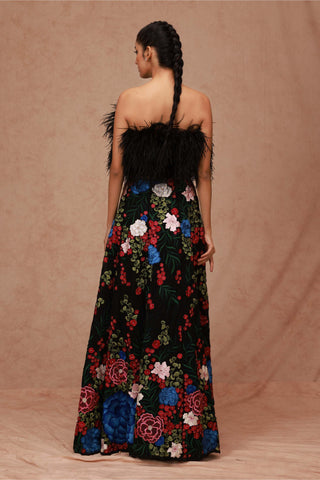 Shriya Som-Black Floral Embroidered Skirt With Bandeau-INDIASPOPUP.COM