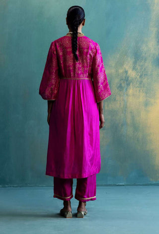 Shivani Bhargava-Pink Silk Kurta Set-INDIASPOPUP.COM