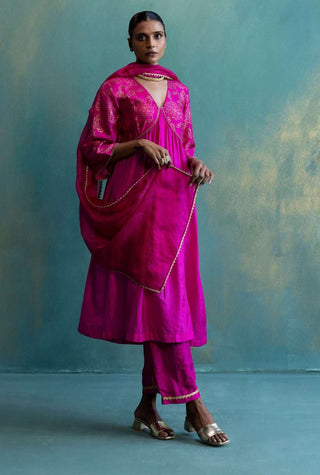 Shivani Bhargava-Pink Silk Kurta Set-INDIASPOPUP.COM