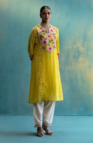 Shivani Bhargava-Yellow Chanderi Kurta Set-INDIASPOPUP.COM
