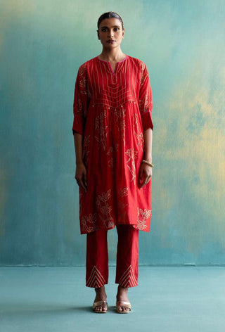 Shivani Bhargava-Red Chanderi Cape With Pant-INDIASPOPUP.COM