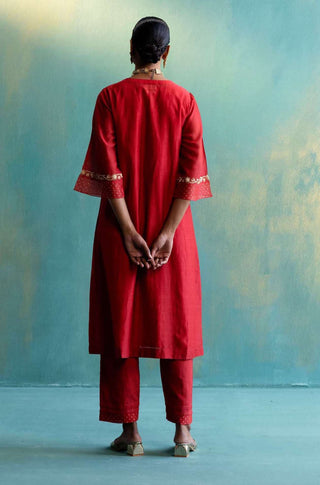 Shivani Bhargava-Red Chanderi Kurta Set-INDIASPOPUP.COM