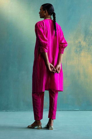 Shivani Bhargava-Pink Silk Tara Cape Set-INDIASPOPUP.COM