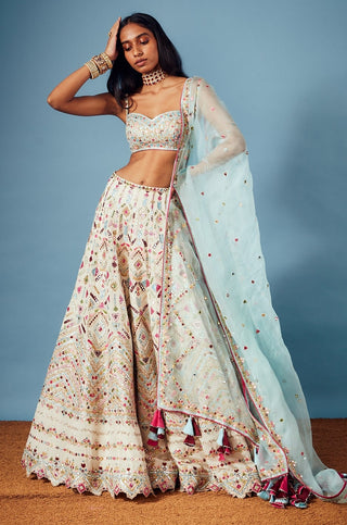 Tamanna Punjabi Kapoor-Ivory Georgette Resham Lehenga Set-INDIASPOPUP.COM