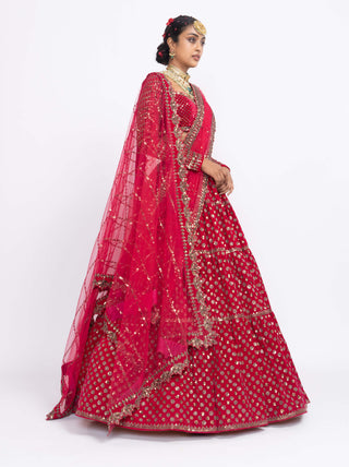Vvani By Vani Vats-Red Floral Bridal Lehenga Set-INDIASPOPUP.COM